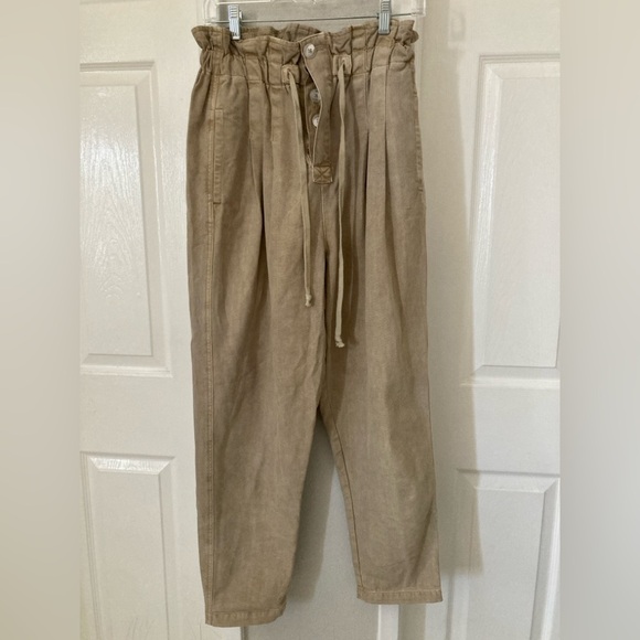 free people  margate pleated paperbag trouser in  swirl, size PS - Picture 4 of 10